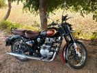 Royal Enfield Classic 350 Halcyon Black 2024