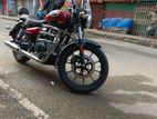Royal Enfield Meteor 350 . 2025