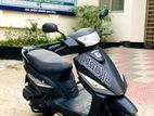 Runner Skooty . 2022