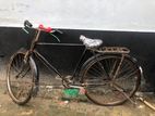২৮সাইজ এর একটি সাইকেল বিক্রি করা হবে
