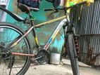 সাইকেলে টায়ার ২টা নতুন লাগানো হয়েছে