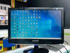 Samsung 19 hinci Minitor for sell