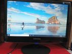 Samsung 19 inch running monitor for sale(1 mark)