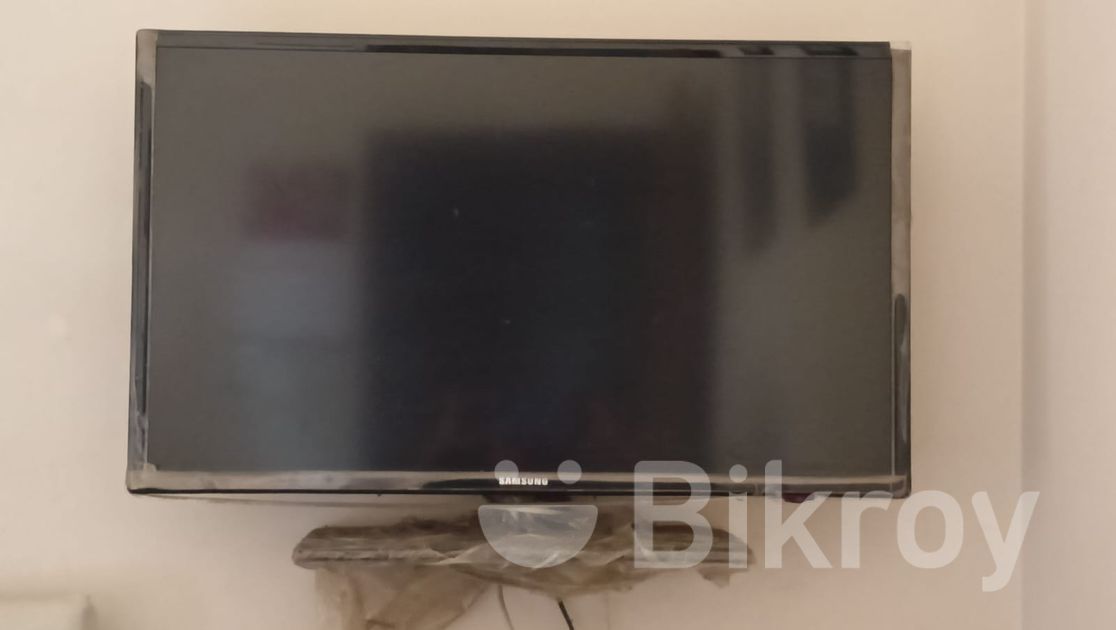 Samsung 32 inch LED TV for Sale in Uttara Bikroy