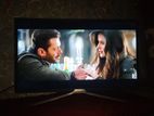 Samsung 32" Super slim smart TV