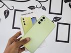 Samsung 8/128 (Used)