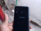 Samsung Galaxy A30 . (Used)