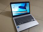 SAMSUNG DUAL CORE 4GB/320GB HDD 11.6 DISPLAY. ALL OK