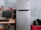 Frige for sell