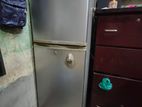 Frige for sell