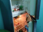 Samsung Fridge (Non Frost), 10 CFT
