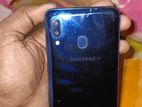 Samsung Galaxy A20 3/32 gb (Used)