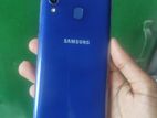 Samsung Galaxy A20 (3/32) (Used)