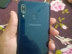 Samsung Galaxy A20 3/32 (Used)