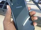 Samsung Galaxy A20 (3/32)look new (Used)