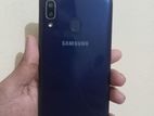 Samsung Galaxy A20 (3+32) (Used)