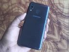 Samsung Galaxy A20 [3/32] Full Fresh (Used)