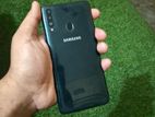 Samsung Galaxy A20s 3/32 (Used)