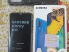 Samsung Galaxy A30 4/64 GB (Used)