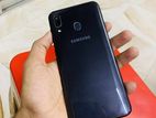 Samsung Galaxy A30 4/64 GB (Used)