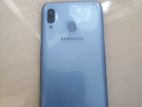 Samsung Galaxy A30 4-64 (Used)