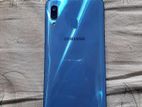 Samsung Galaxy A30 (Used)