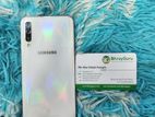 Samsung Galaxy A50 4GB 64GB WITH BOX (Used)