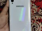 Samsung Galaxy A50 64 (Used)