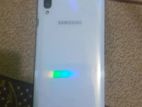 Samsung Galaxy A50 valo (Used)