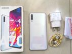 Samsung Galaxy A70 6/128 gb (Used)