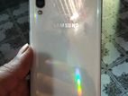 Samsung Galaxy A70 . (Used)