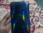 Samsung Galaxy A70 . (Used)