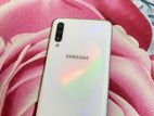 Samsung Galaxy A70 . (Used)