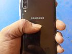 Samsung Galaxy A70 (Used)