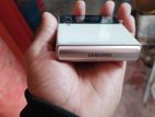 Samsung Galaxy Flip 3 (Used)