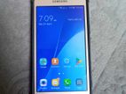 Samsung Galaxy J2 1gb ram/. 8gb room (Used)