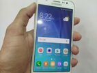 Samsung Galaxy J5 1.5gb with 8 gb (Used)