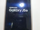 Samsung Galaxy J5 2/32gb (Used)