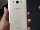 Samsung Galaxy J7 . (Used)