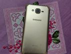 Samsung Galaxy J7 . (Used)