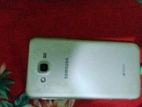 Samsung Galaxy J7 . (Used)