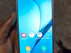 Samsung Galaxy J7 . (Used)