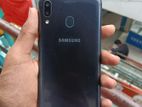 Samsung Galaxy M20 3/32 GB (Used)