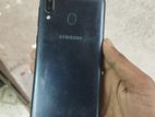Samsung Galaxy M20 (3+32) (Used)