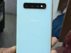 Samsung Galaxy S10 . (Used)