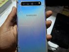 Samsung Galaxy S10 . (Used)