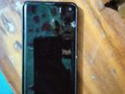 Samsung Galaxy S10 . (Used)