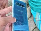 Samsung Galaxy S10 . (Used)