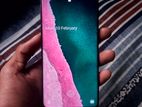 Samsung Galaxy S10 . (Used)