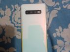 Samsung Galaxy S10 . (Used)